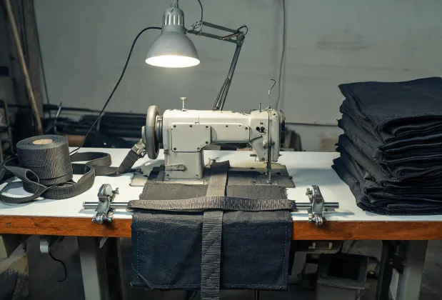 Bag reinforcement sewing setup
